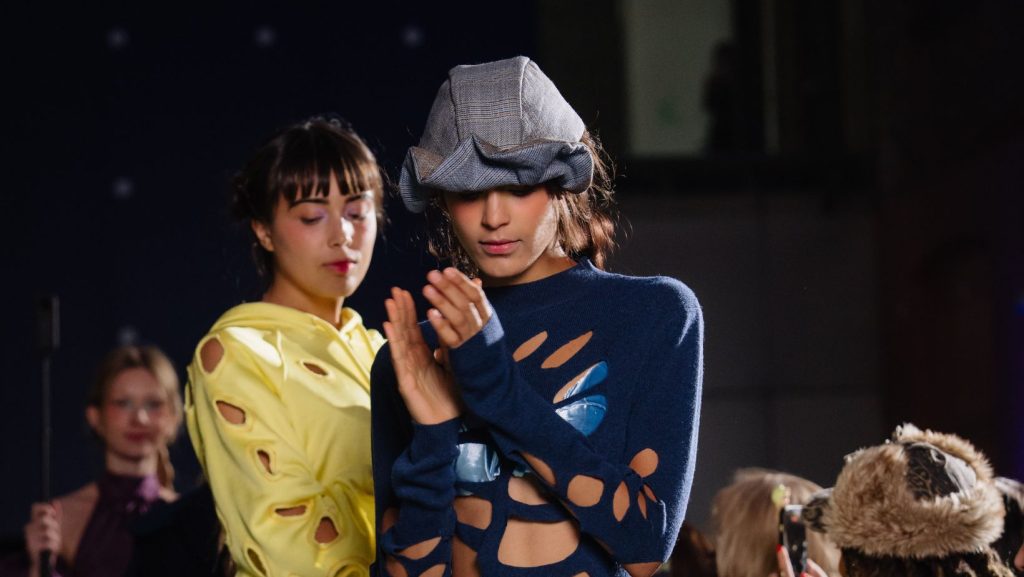 Desfile de ANCIELA en London Fashion Week. Cedida por la marca.